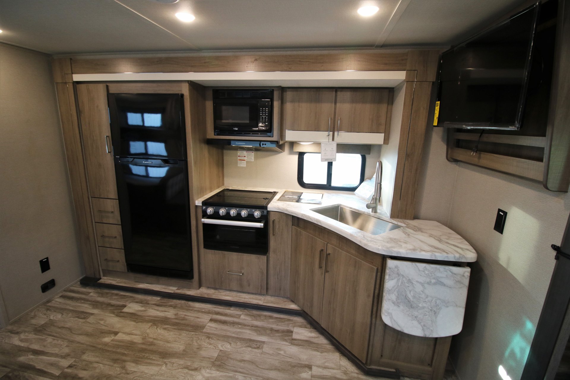 2022 GRAND DESIGN IMAGINE XLS 23BHE - Airstreams | Campers London | Travel  Trailers for sale