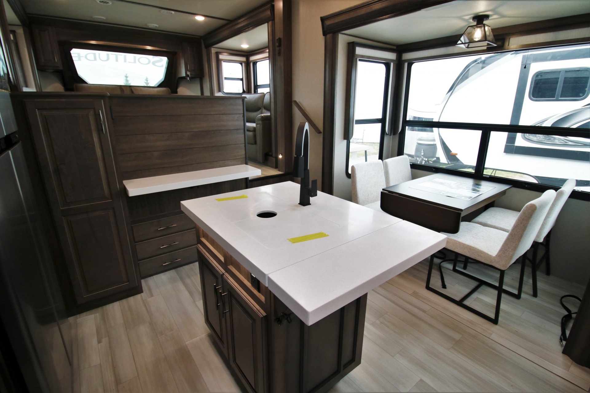 2022 GRAND DESIGN SOLITUDE 346FLS - Airstreams | Campers London | Travel  Trailers for sale