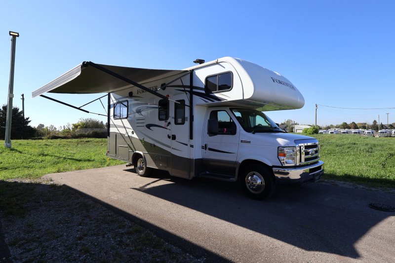 2016 FOREST RIVER FORESTER 2291S