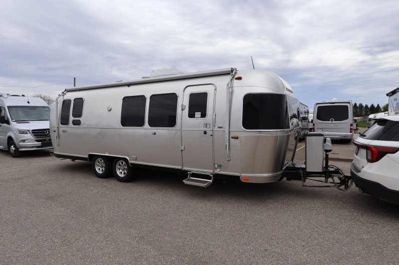 2018 AIRSTREAM AIRSTREAM FLYING CLOUD 28RBQ