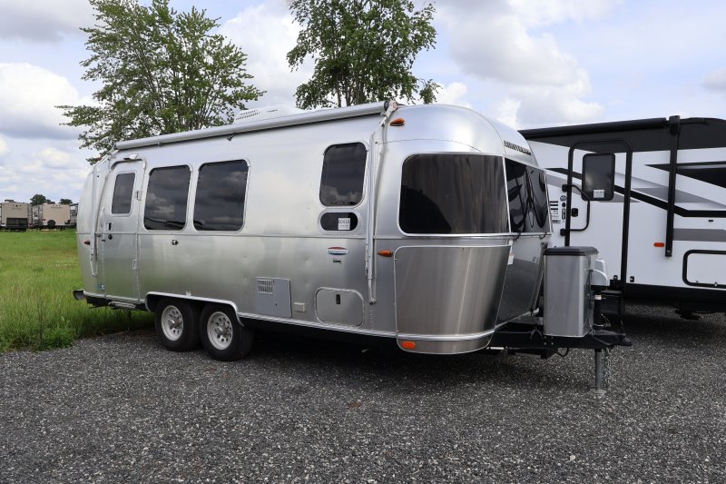2018 AIRSTREAM AIRSTREAM INTERNATIONAL SIGNATURE SERIES 23FBQ