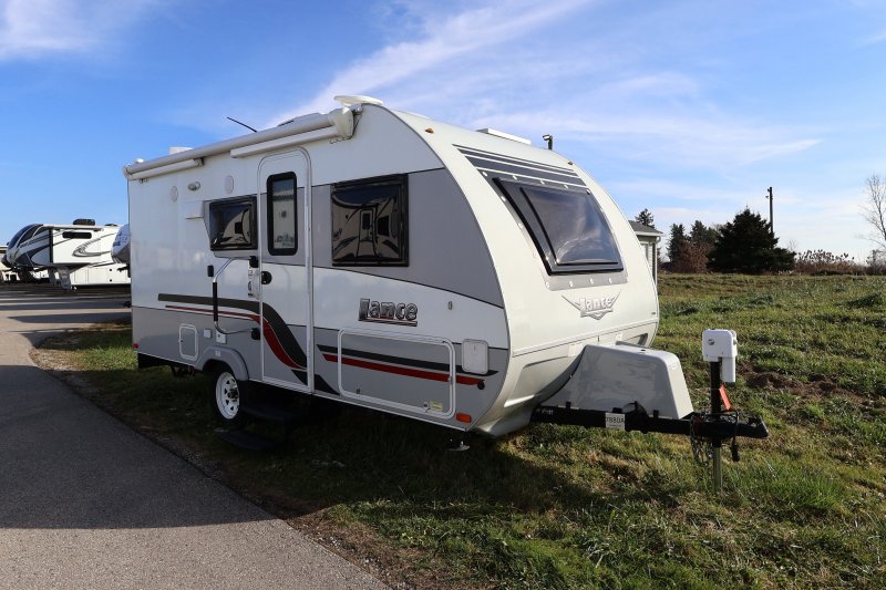 2019 LANCE LANCE 1575