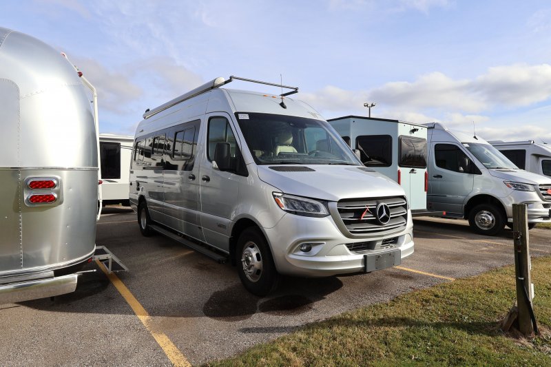 2020 WINNEBAGO BOLDT 70BL