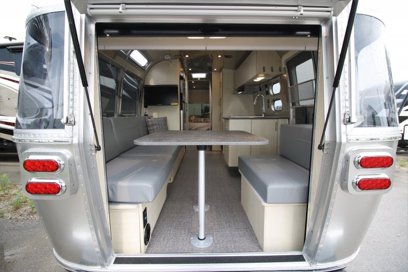 2026 AIRSTREAM AIRSTREAM FLYING CLOUD 25FB TWIN with HATCH