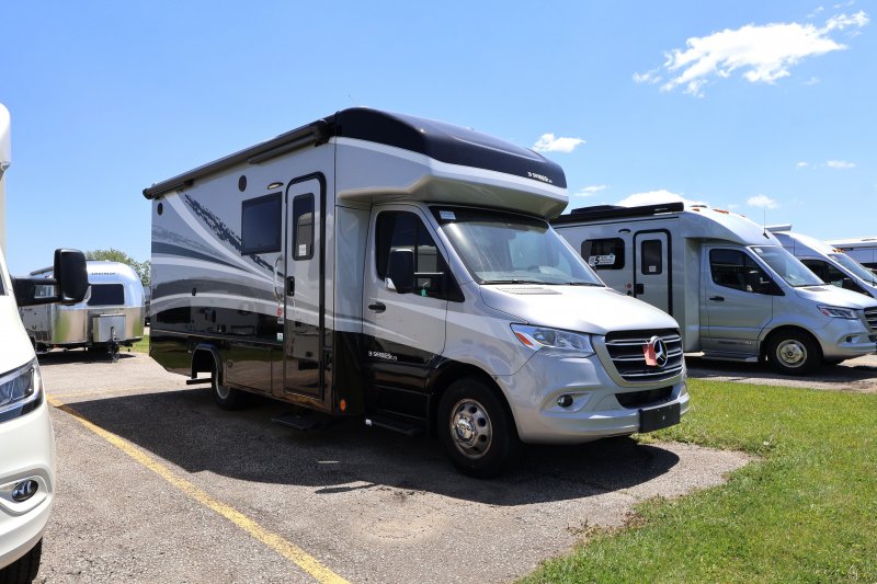 2024 DYNAMAX CORPORATION ISATA 3 SERIES FREEDOM EDITION 24FWSFX