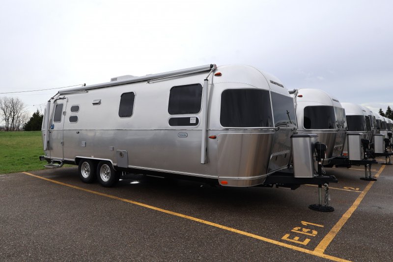 2026 AIRSTREAM AIRSTREAM GLOBETROTTER 27FBQ